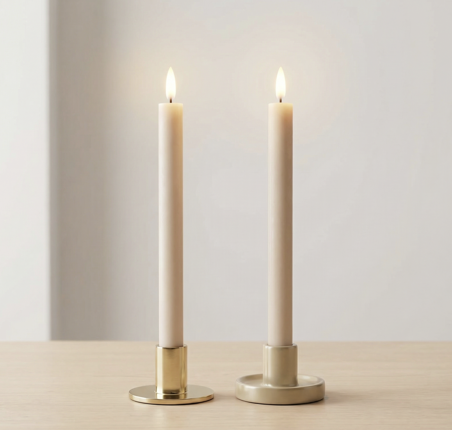 Deluxe LED Kronelys Creme – Real Flame LED Lys Ø2 × 24 cm (2 stk.)