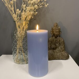 Deluxe LED Bloklys Lyseblå – Real Flame LED Lys Ø10 × 20 cm