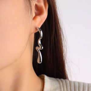 Vandfaste Lange Liner Øreringe, Sølv