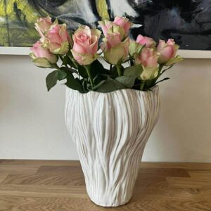 Smuk Flødehvid Vase Nordic Flow